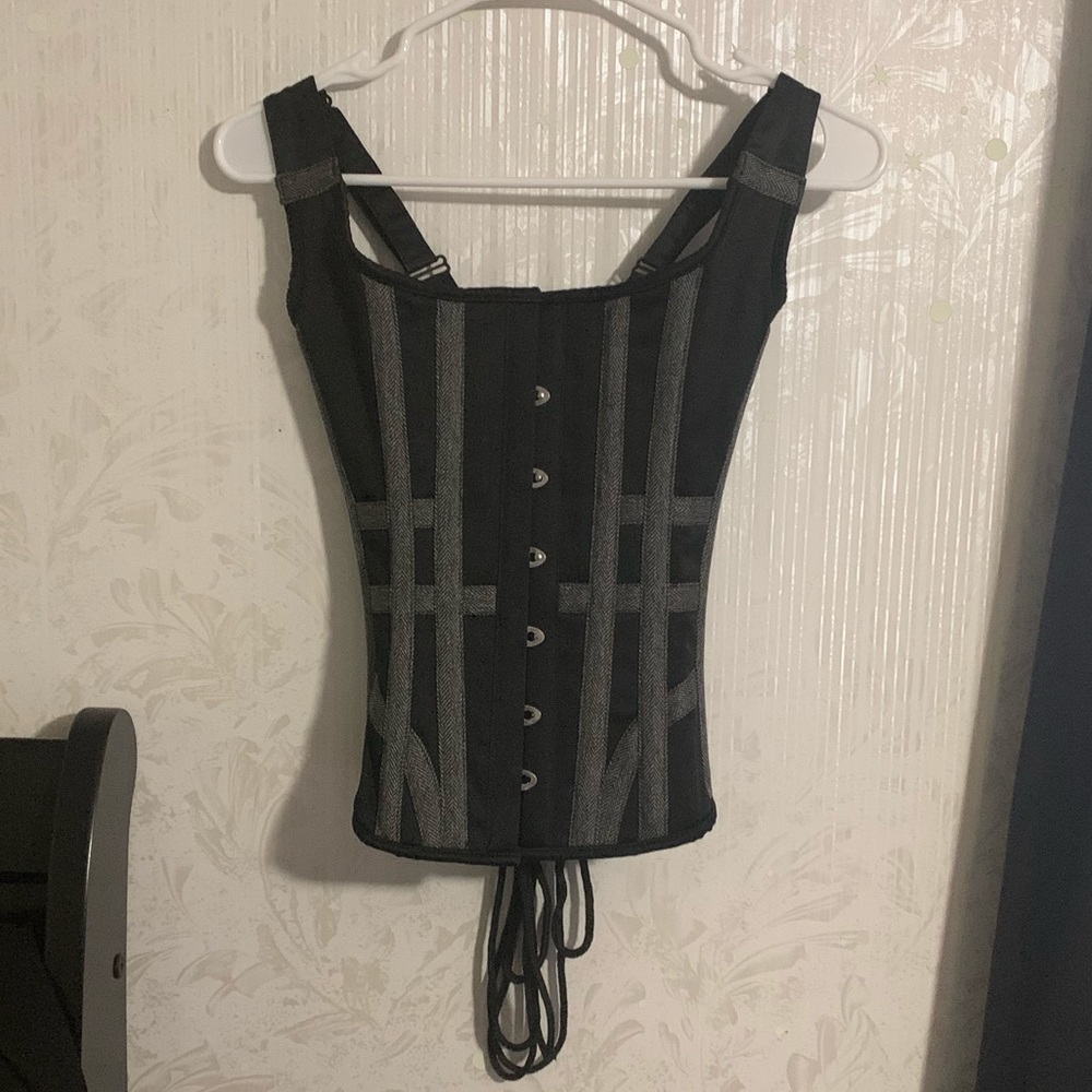 Heavy Red Anatomy of Distinction Epic Noir Steel-Boned Corset